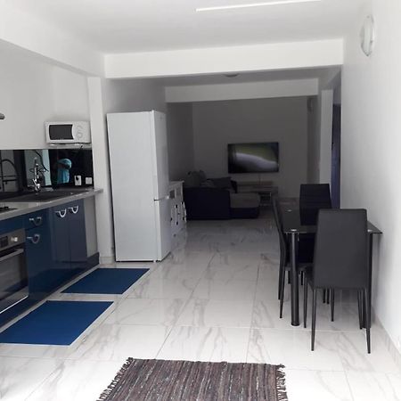 Jona Apt Le Lamentin Exterior foto